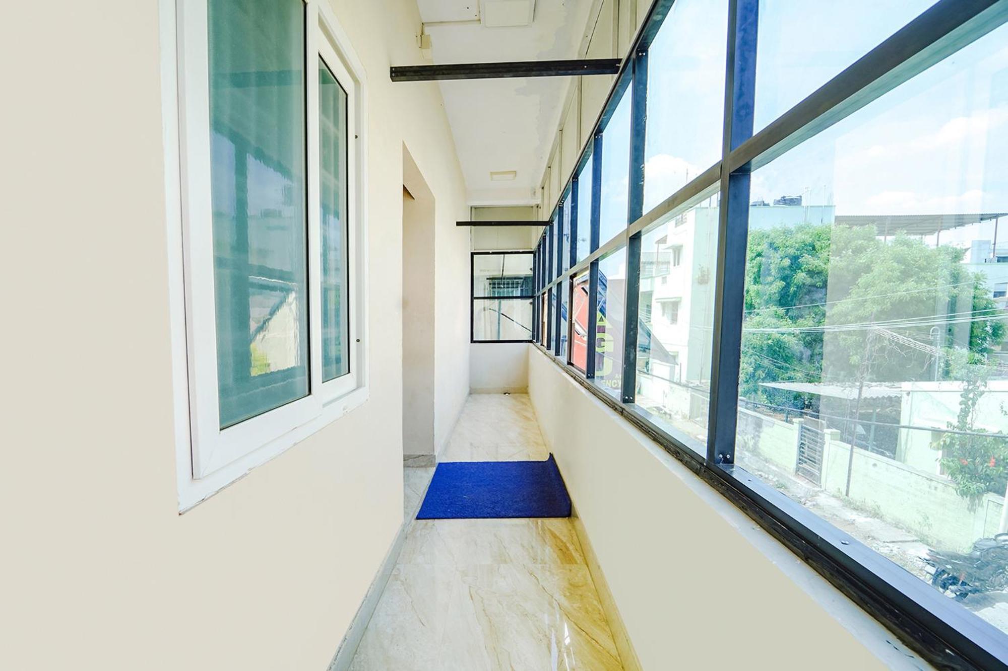 Fabexpress Uv Residency - 700M From Coimbatore International Airport Irugur Extérieur photo